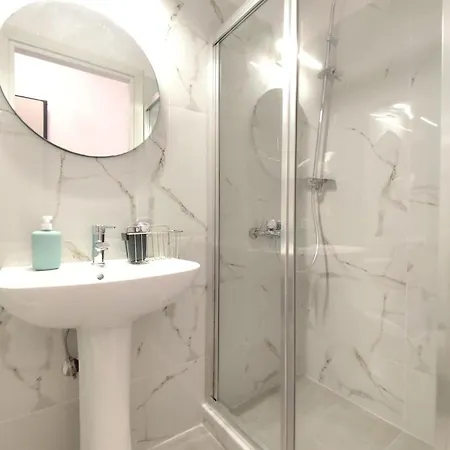 Valaoritou Luxury Jacuzzi By Dimcol 2