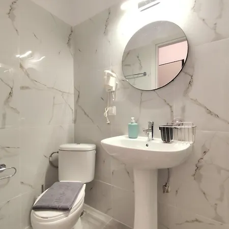 דירה Valaoritou Luxury Jacuzzi By Dimcol 2 *