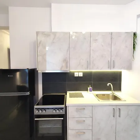 Valaoritou Luxury Jacuzzi By Dimcol 2 *