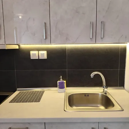 Valaoritou Luxury Jacuzzi By Dimcol 2 Soluň